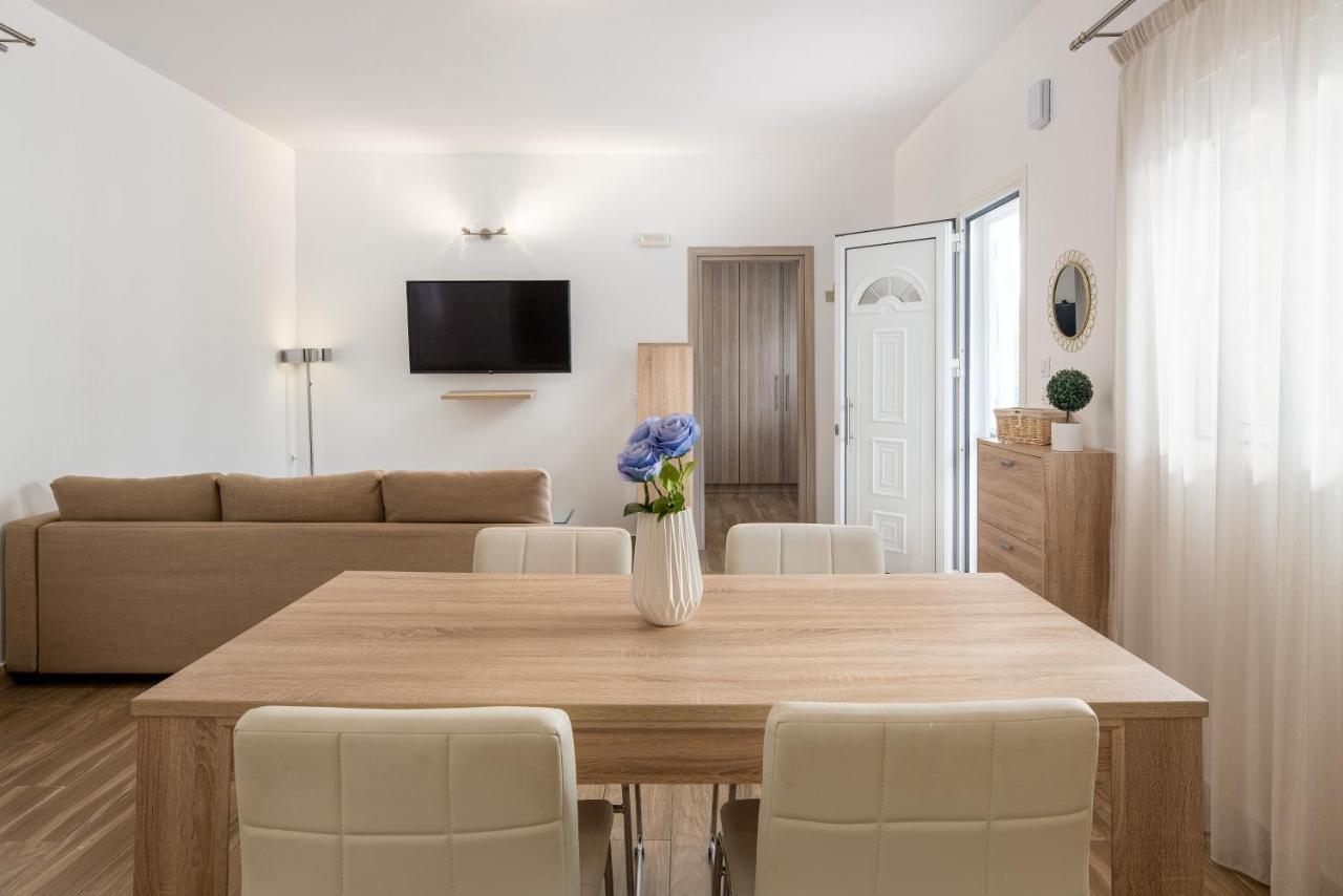 Theros Luxury Apartment Αρχάγγελος Εξωτερικό φωτογραφία